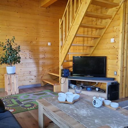 Domek Letniskowy Treby Stare Extérieur photo